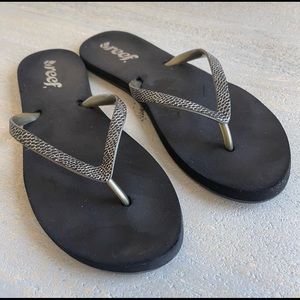 Ladies Reef Flip Flop Sandals with Faux embossed croc Womens Size 8-9